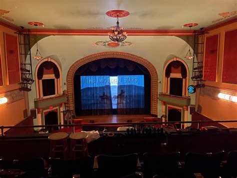 everett theatre middletown delaware.